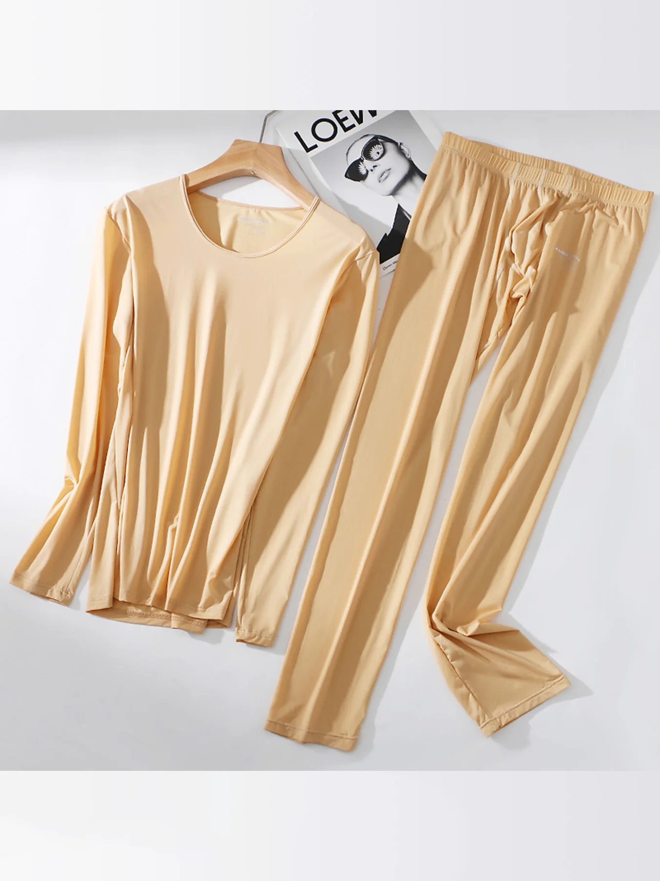 

Men's Thin Long Johns Ice Silk Thermal Underwear Long Sleeves Casual Slim Fit Thermal Set Warm Pajamas Top + Bottoms