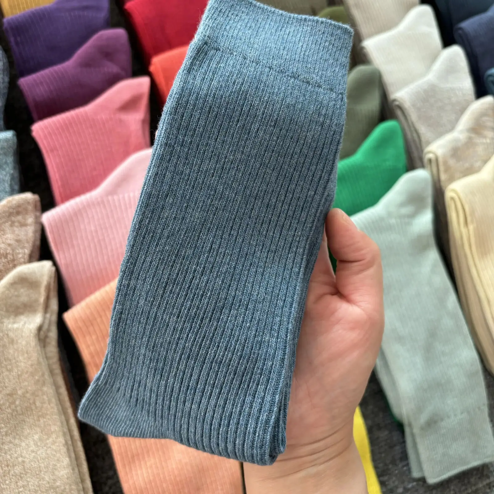 5 paia di calzini classici da uomo e da donna in tinta unita, calzini morbidi in cotone pettinato allentato di base quotidiana per uomo