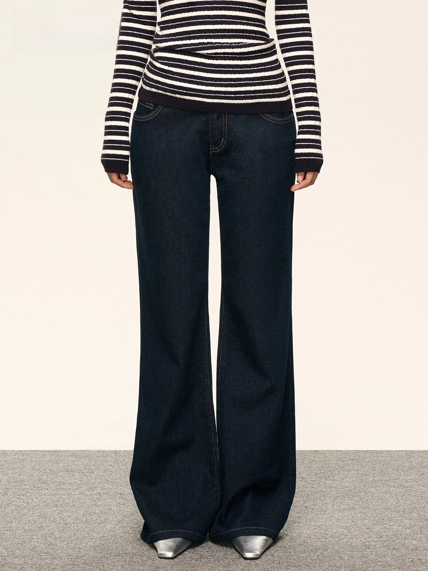 

Джинсы-клеш с низкой посадкой, свободного кроя, повседневные, прямые, для женщин, в оригинальном цвете, удлиненные, для пышных форм