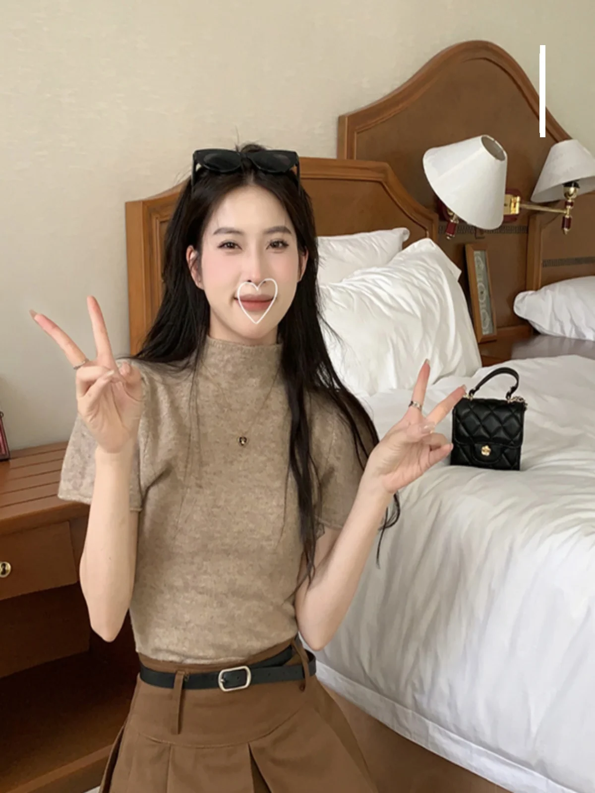 

Корейский вязаный свитер с высоким воротником и коротким рукавом, женский, приталенный, однотонный, весенний, модный, базовый топ для ношения под одеждой