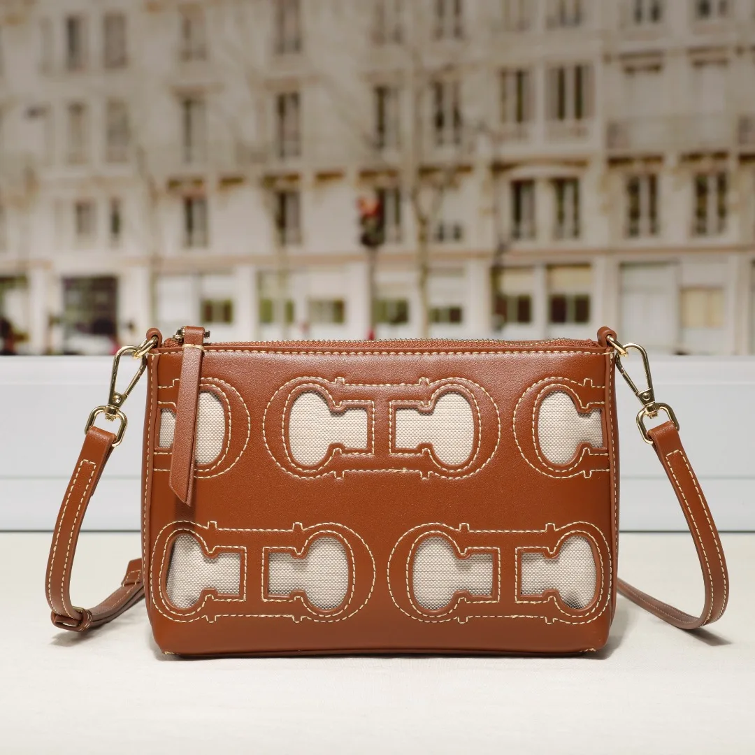 

Trendy Hollow-Out Crossbody Bag 2025 New for Women, Lightweight Letter Design Shoulder Purse, Casual Versatile Bag for Daily Use