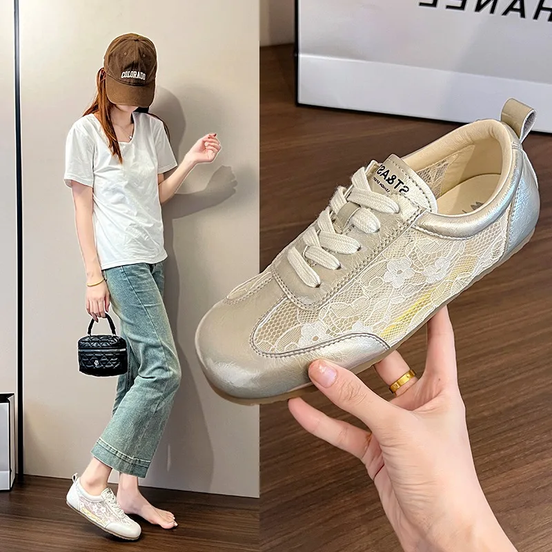 Женская модная повседневная обувь на шнуровке, размеры 35–40 ярдов, новые дышащие универсальные туфли на плоской подошве с круглой головкой в стиле ретро, с мягкой подошвой, кружевная обувь