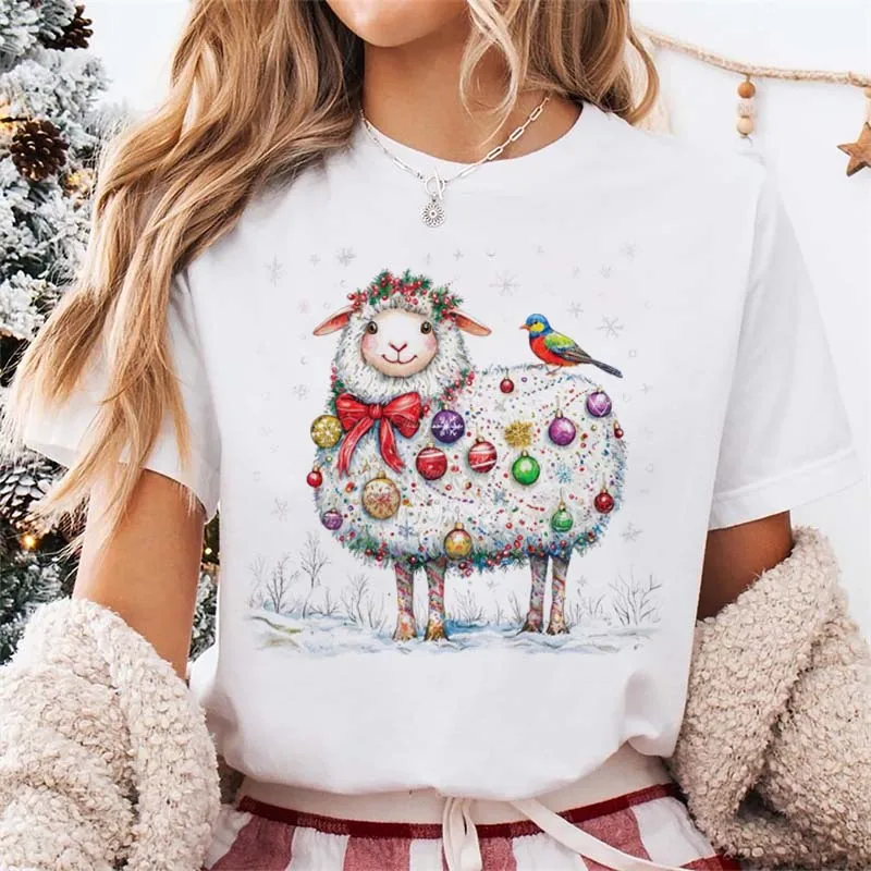

Милая уличная повседневная рождественская овечка с принтом, женская праздничная базовая футболка, белый топ, модная зимняя футболка с короткими рукавами с героями мультфильмов