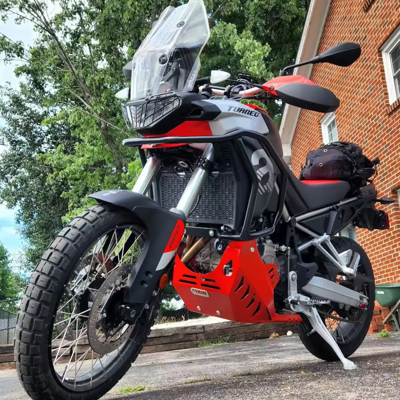 Motorcycle engine protection bar for Aprilia Tuareg 660 2022 2023 Tuareg 660 2023 2024 2025 26Motorcycle engine protection guard