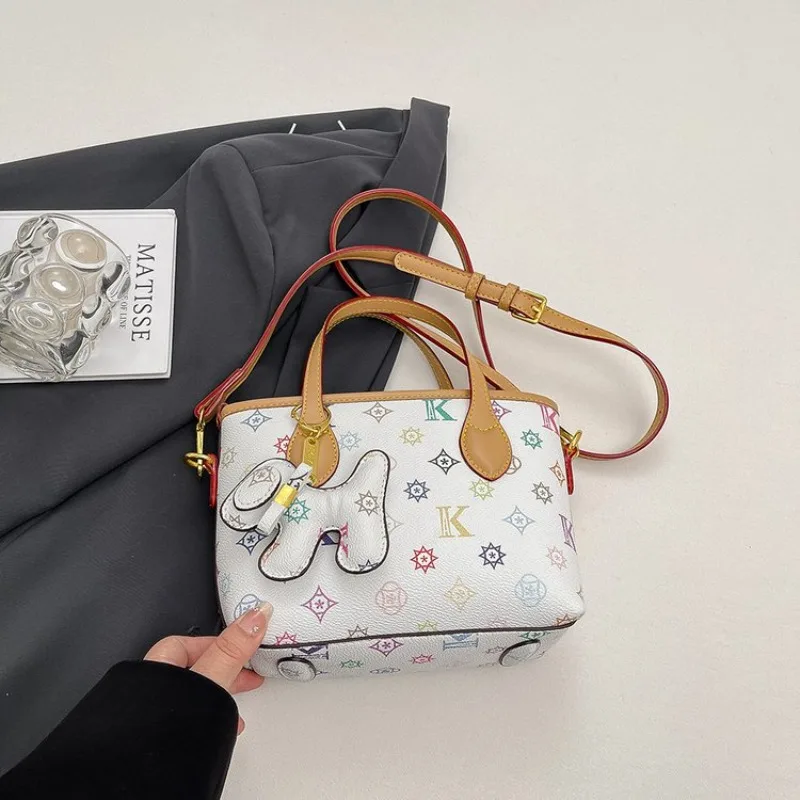 

Minimalist Unique Leisure Business Diaper Bag For Women Stylish Vintage Fashionable Leather Tote With Letter Logo