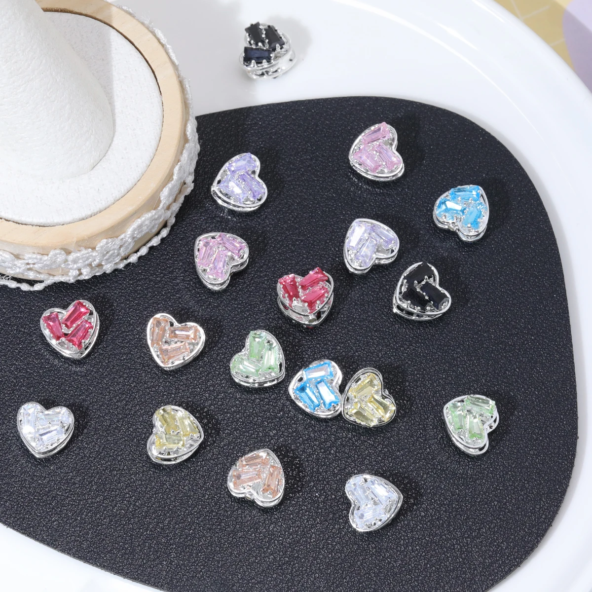 

Cordial Design 50Pcs 9*10MM DIY Beads/Hand Made/Jewelry Findings & Components/Rhinestone Effect/Heart Shape/Copper Bead #18670