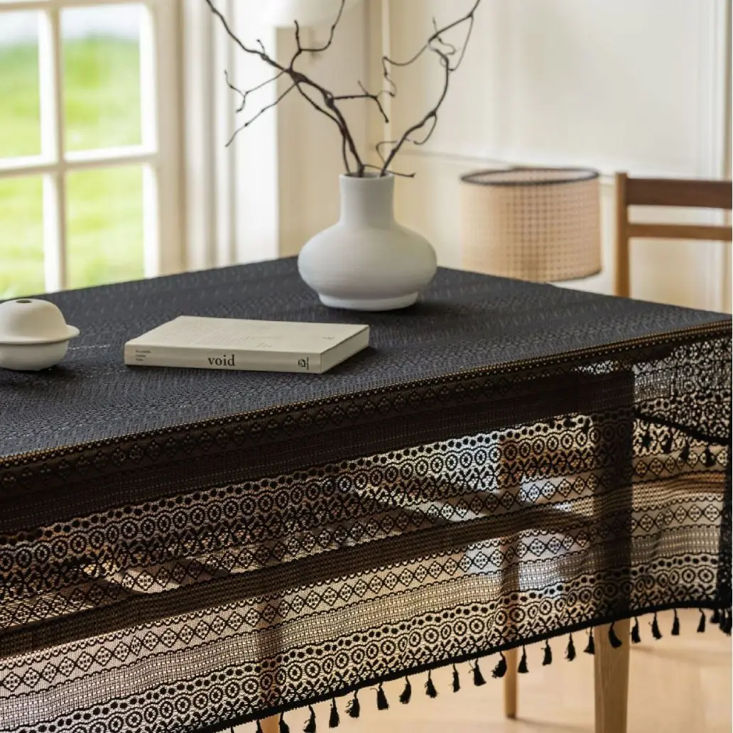 

Vintage Crochet Tablecloths,Farmhouse Lace Table Cloth with Tassels Boho Geometric Table Cover for Wedding Home Party Decoration