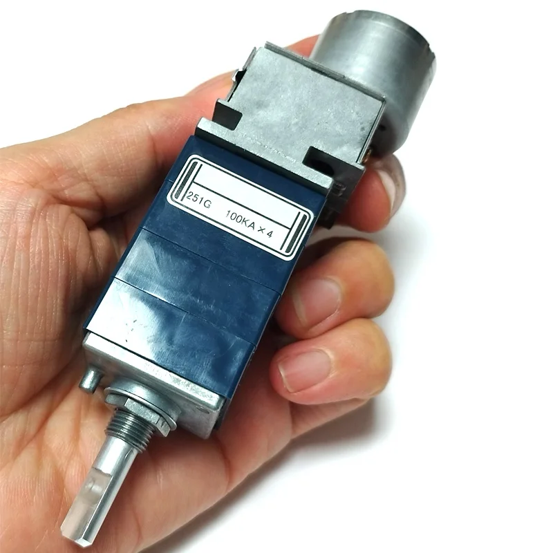 1pc ALPS RK27 50KA/100KAX4  Quad Balanced Four-channel Audio Volume Potentiometer with Motor Volume HiFi Stereo Audio 12Pins
