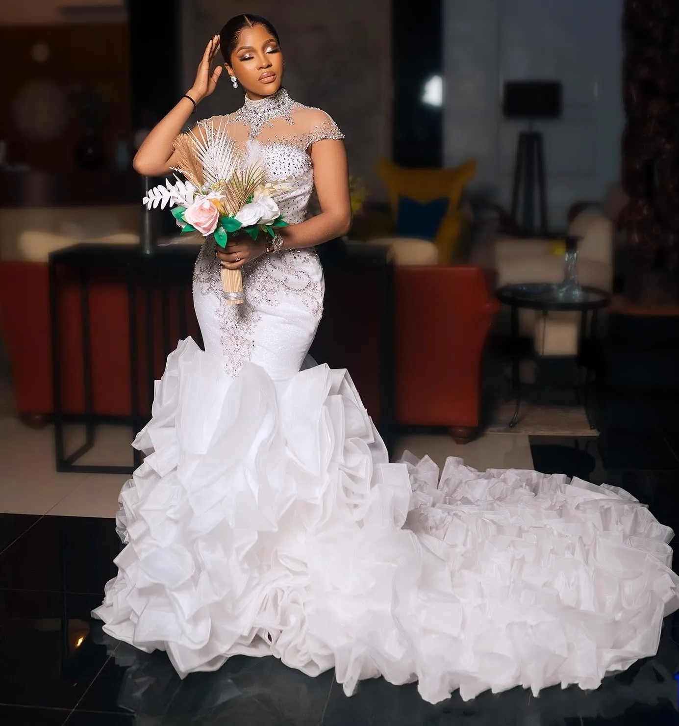 

2025 Luxury Mermaid Wedding Dress High Neck Short Sleeves Illusion Beaded Lace Crystals Church Bridal Gowns Vestido De Noiva
