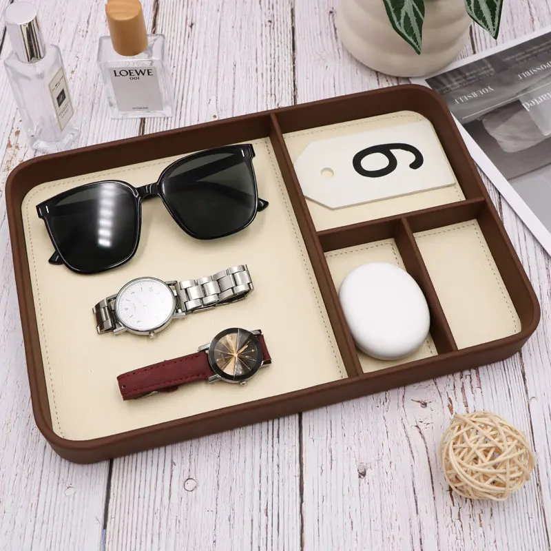 Vintage Leather Catch All Tray Entryway Organizer for Jewelry Keys Aromatherapy Essential Oil Decor Console Table Display Holder