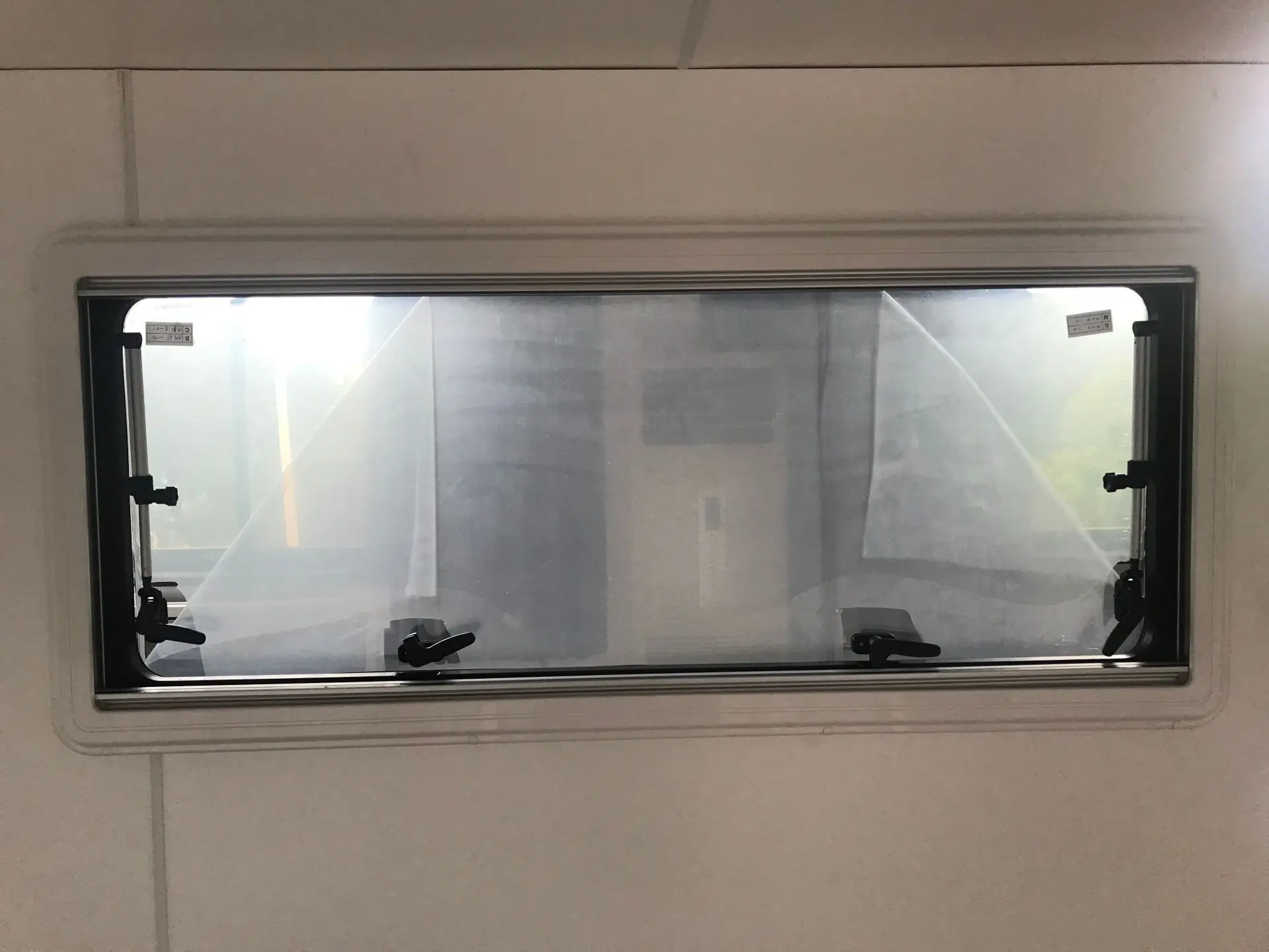 Motorhome Double Glazed Caravan Window Manual RV Push Out Window with Flying Insect Screen RV Window
