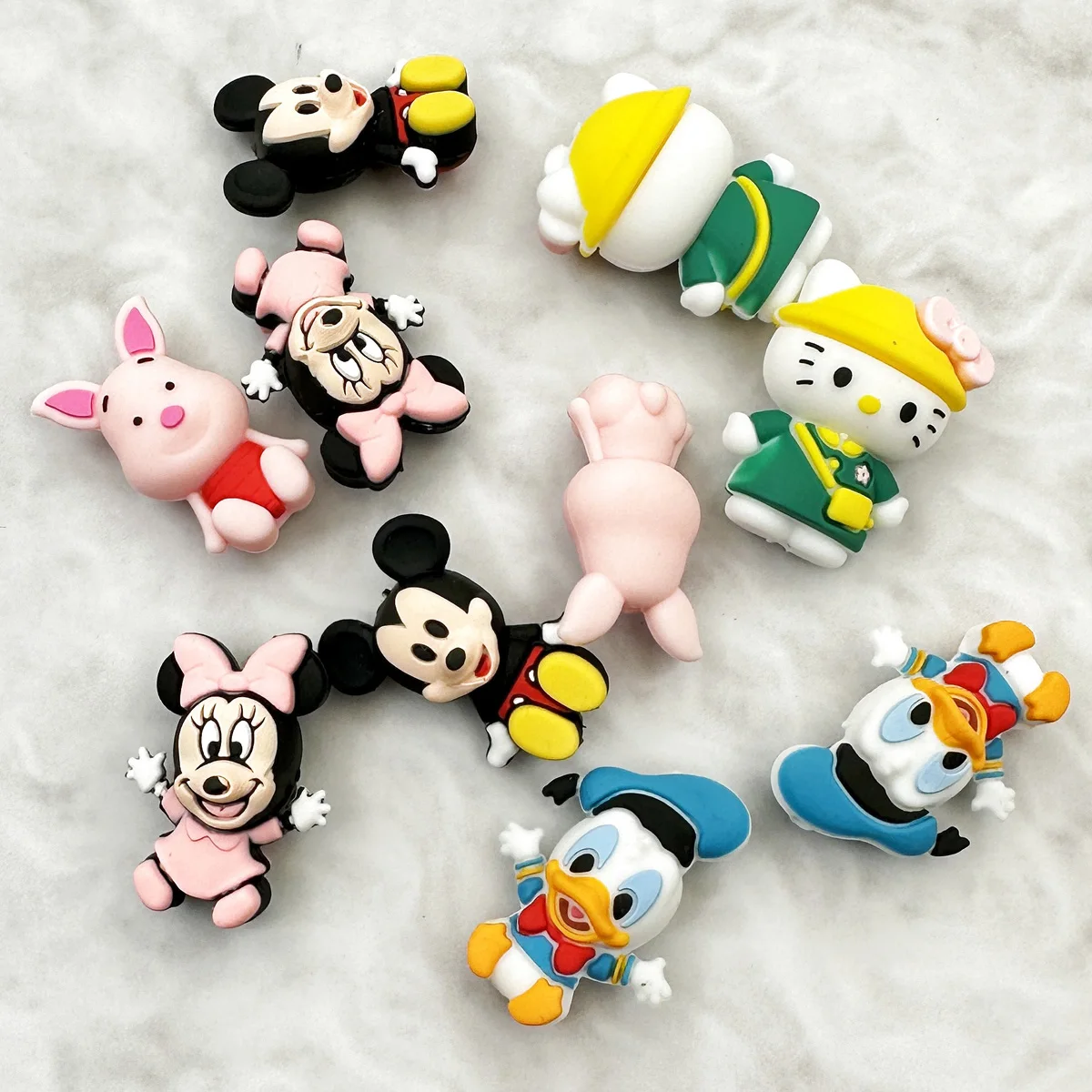 10個入り 3Dシリコンビーズ 新生児用キティちゃん3Dビーズ ベビーペンダント DIY紐ペンビーズ 乳首チェーン ジュエリー ハンドメイドアクセサリー ベビーギフト