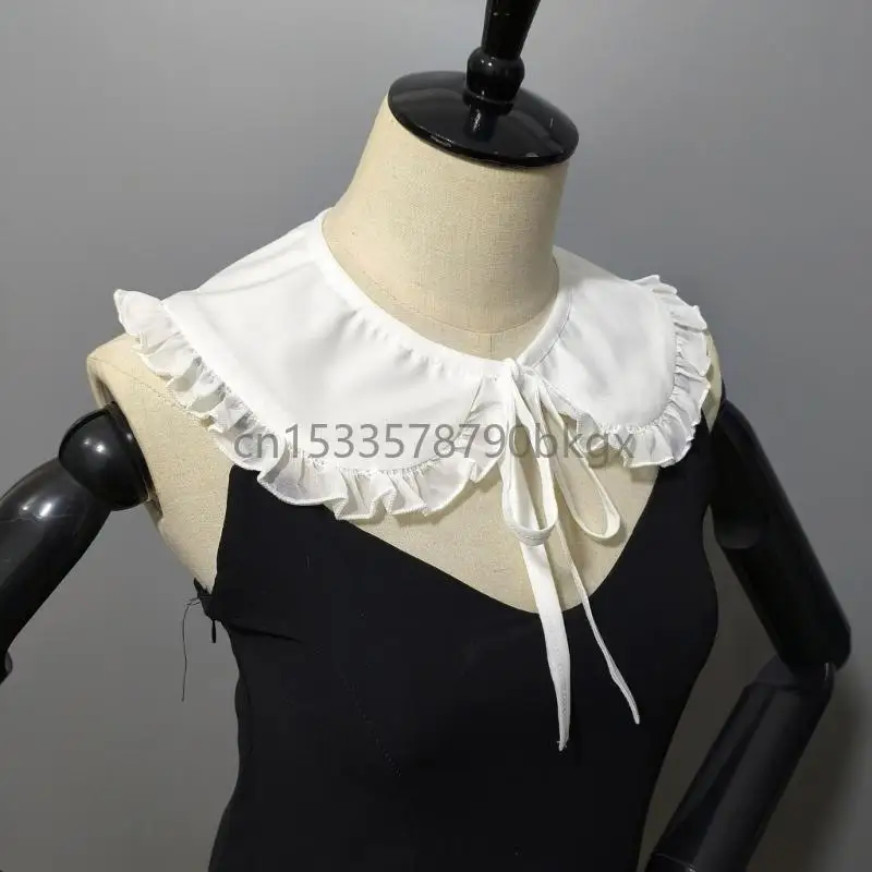 

Юньцзяйский цветочный отворотный воротник декоративный разбросан