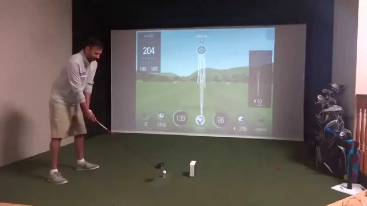 SkyTrak Golf Simulator Launch Monitor + Skytrak Protective Case