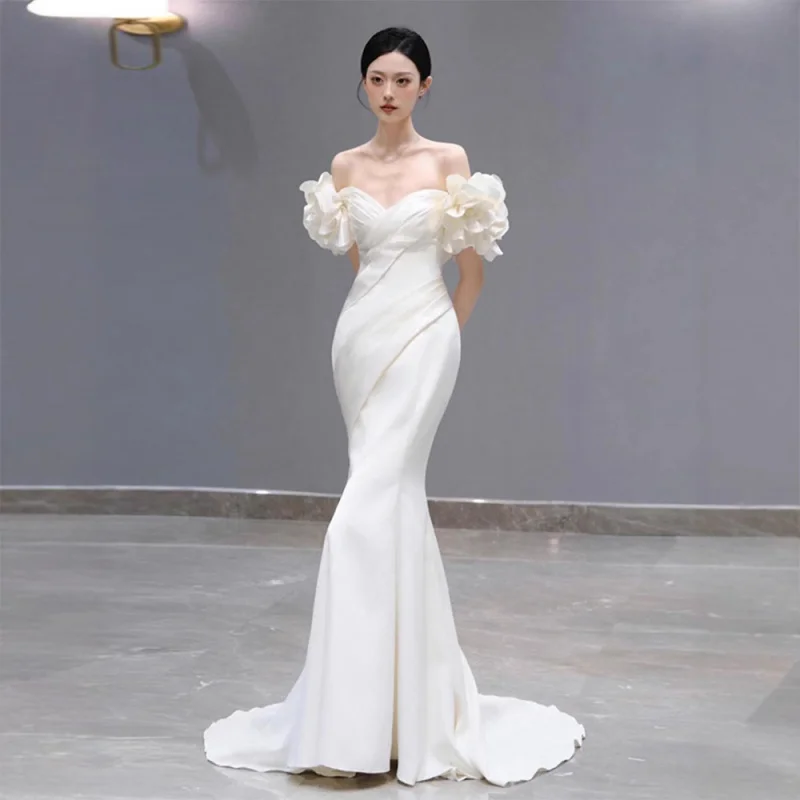 

Mermaid Light Wedding Dress High-End Light Luxury Off-Shoulder Bride Floral Outdoor Dress Niche Travel Shoot White