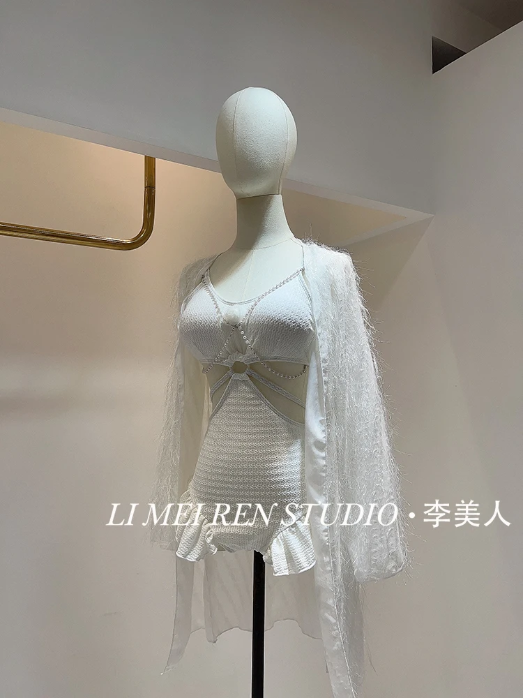 

New White Flower socialite Mao Mao hooded one-piece swimsuit women's two-piece set