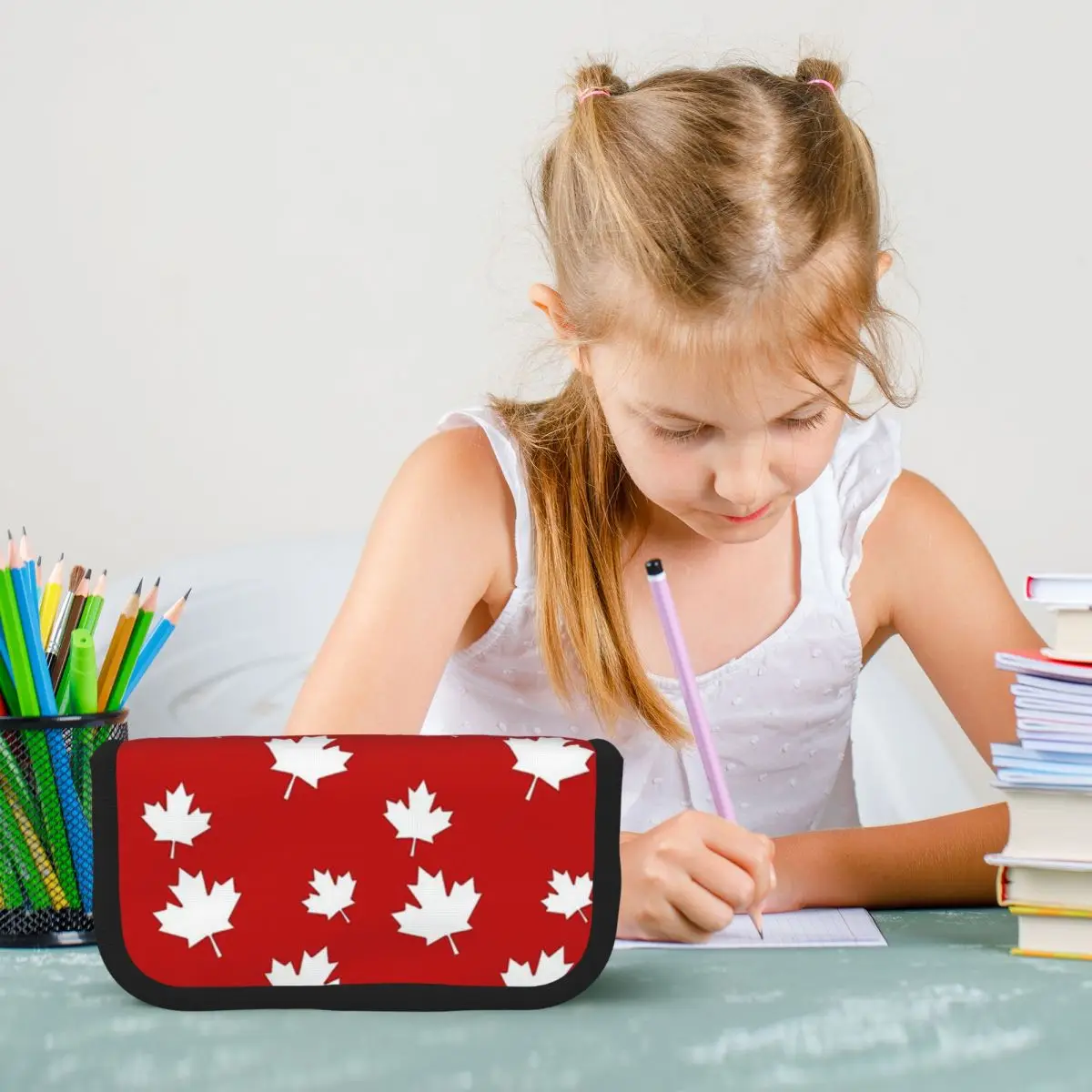 Canada Maple Leaf Flag Pattern Red White Canada Flag Pencil Case Pen Holder Storage Stationery Supplies Pen Box Pencil Bag