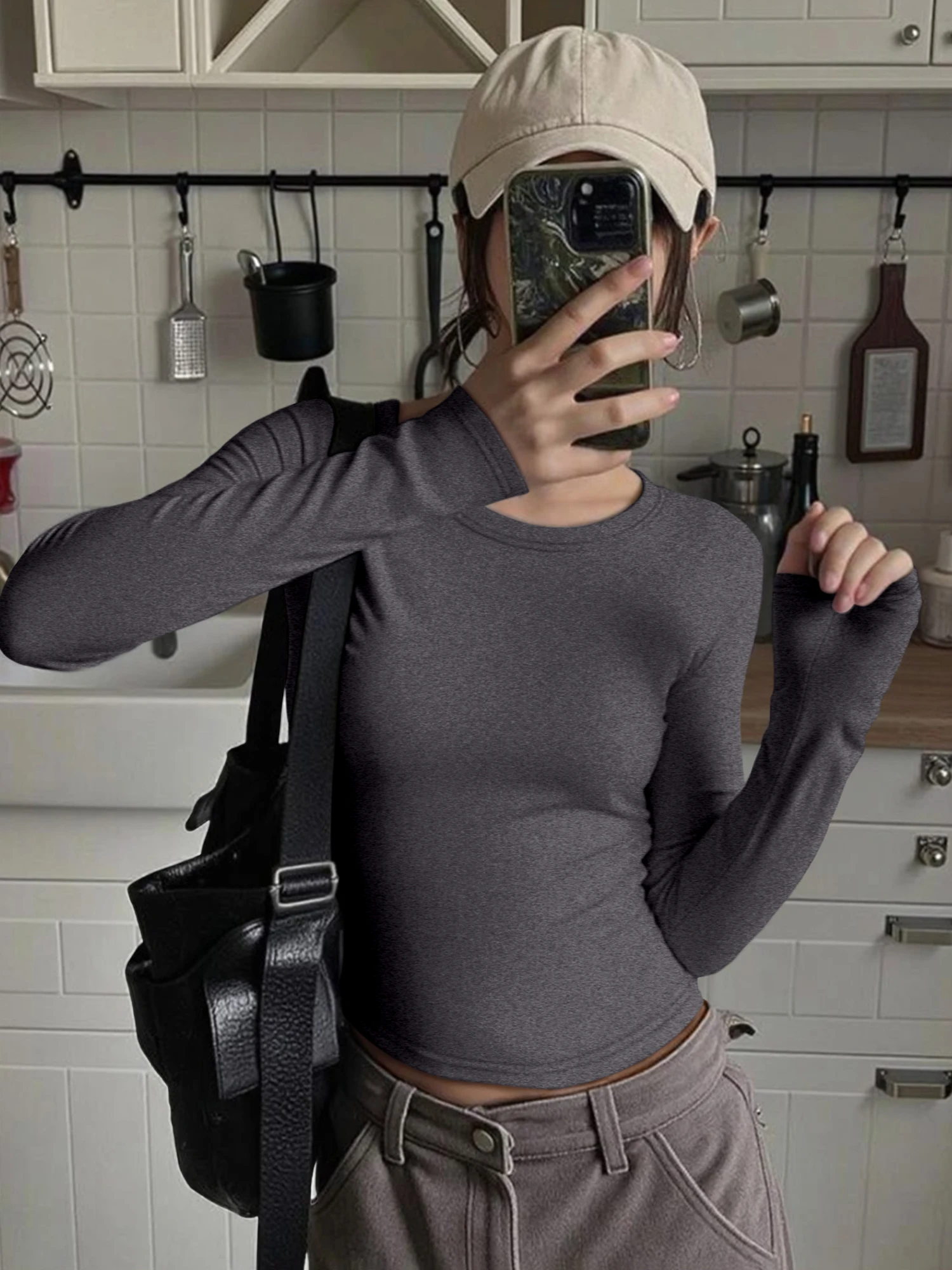 Lightweight Cropped Long Sleeve Tee, Stretchy Slim Top for Outdoor Picnic & Road Trips