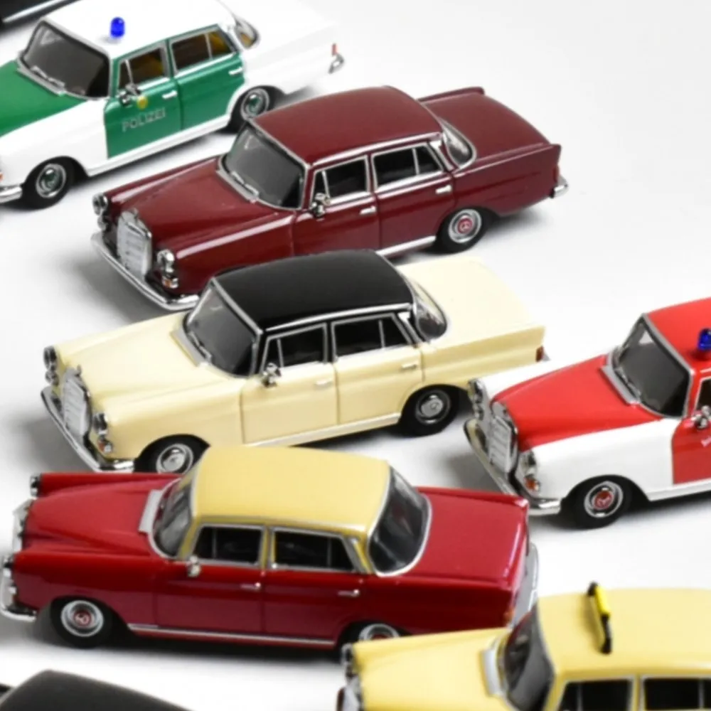 

HERPA 1:87 взрослые хобби небольшой масштаб дисплей пластиковая литая под давлением модель автомобиля