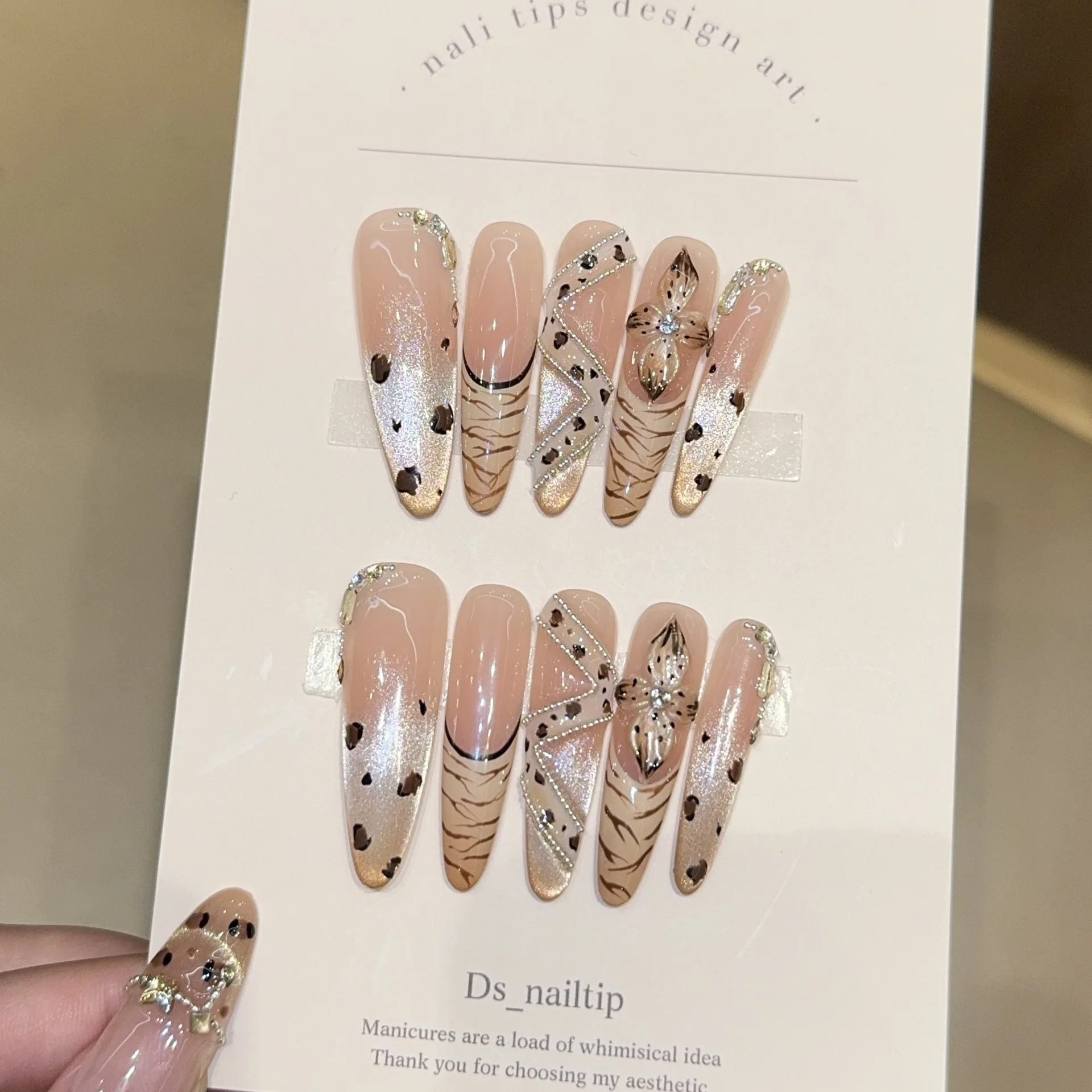 

10pcs Handmade French Long Press on Nails Glitter Cat's Eye Leopard Print 3D Carving Flower Design False Nails Wearable Nail Art