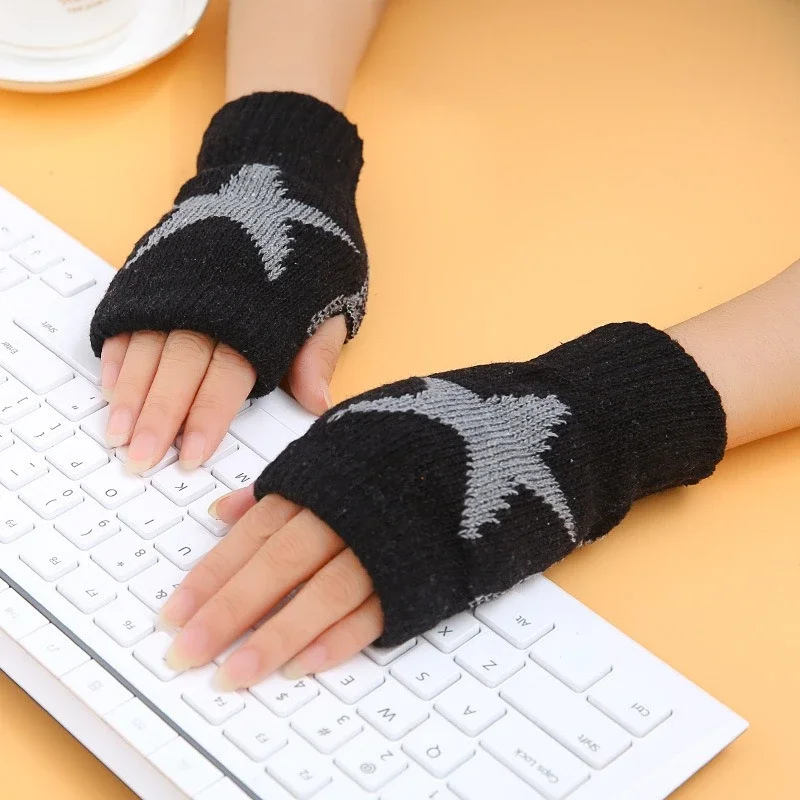 Y2K Star Knitted Woolen Gloves Women Winter Warm Five Pointed Star Half Finger Gloves Students Touchscreen Fingerless Mittens