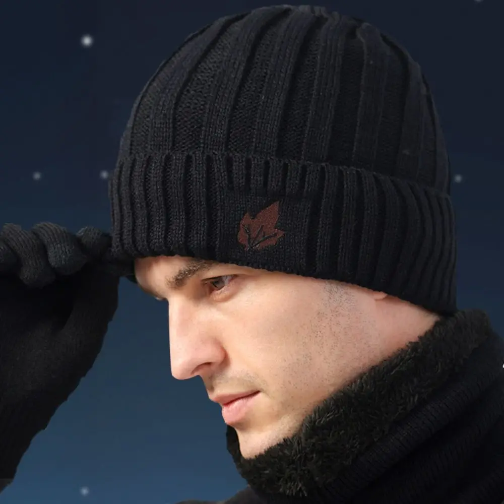 Nuevo Gorro de punto de invierno, gorro grueso a prueba de viento, bufanda, conjunto de guantes para exteriores, calentador de cuello para mantener el calor, mujeres y hombres