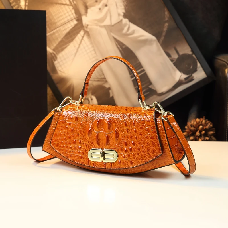 Saddle bag for women in 2024, high-end and niche design, leather small bag, new trendy and fashionable texture, hand-held crossb