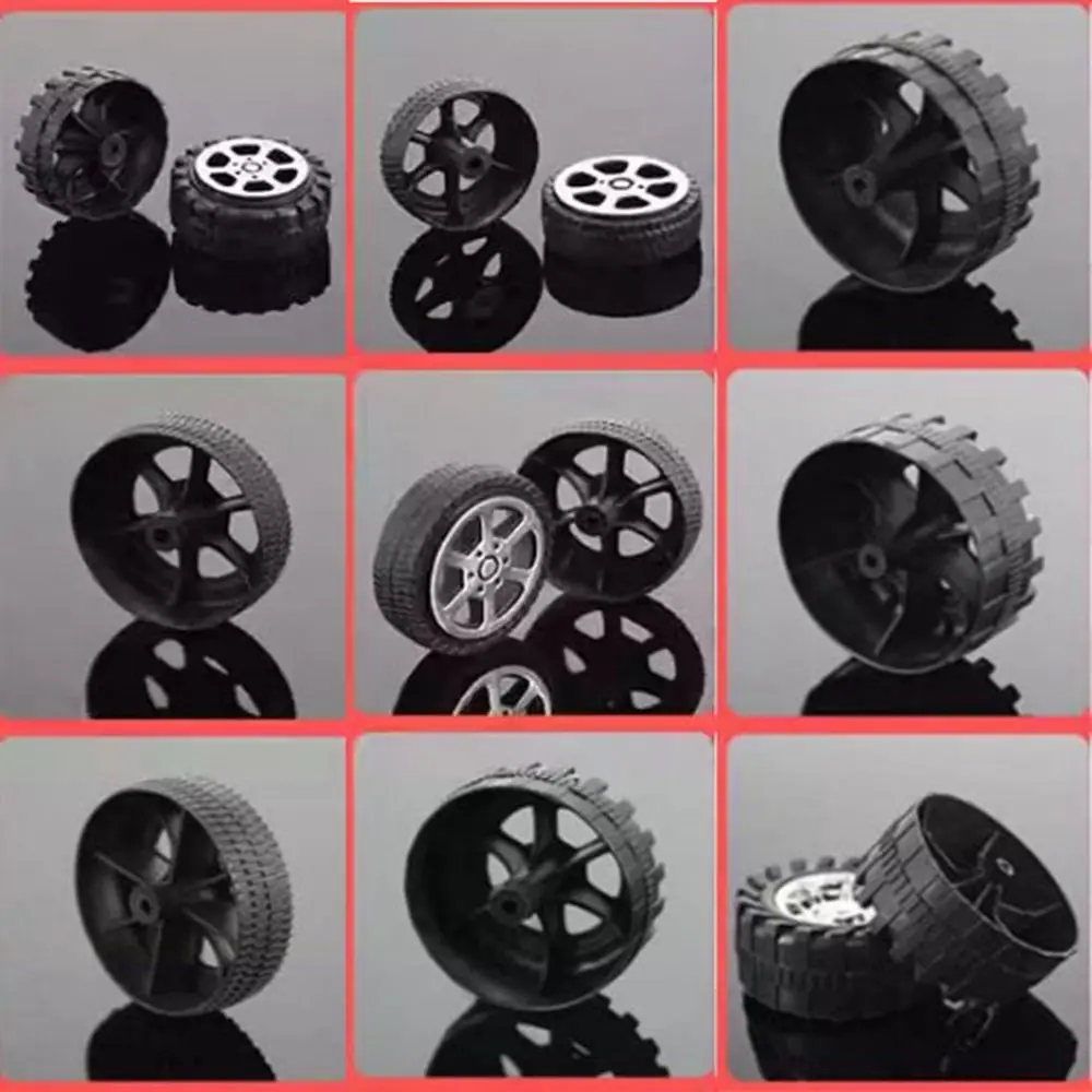 High Quality Diameter 30 Holes 2mm Four-wheel Toy Accessories DIY Toys Parts Plastic Wheel Black Mini Rubber Wheels Model