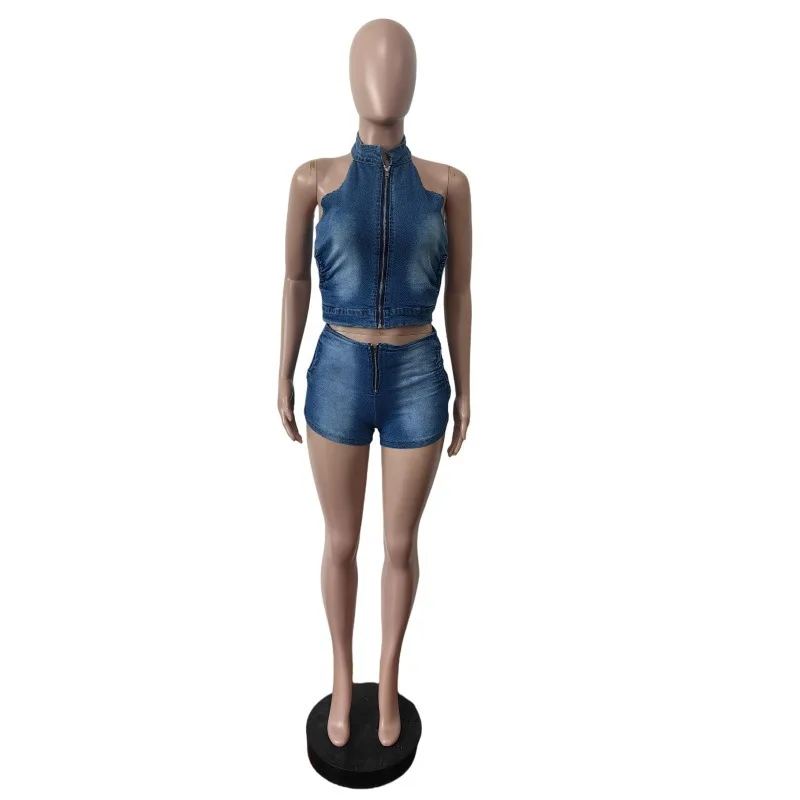 Set Dua Potong Musim Panas 2025 Wanita Denim Melar Modis Baru. Atasan Tanpa Lengan Kerah Tegak Ritsleting Slim-fit + Celana Pendek Ketat