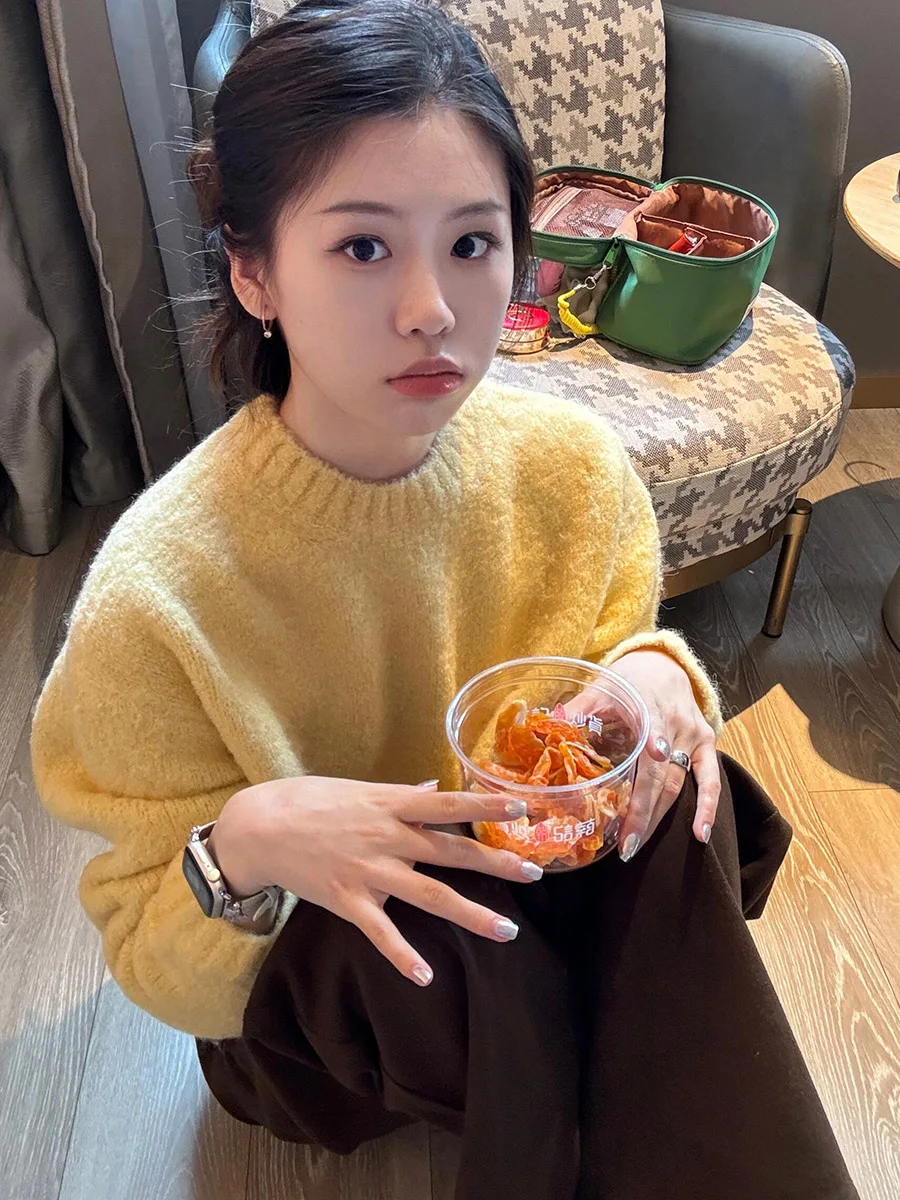 

Мягкий ветер Гусь Желтый круглый Ne Свободный женский вязаный свитер Весна Осень Ленивый слэ Внутренняя одежда Длинный све Топ