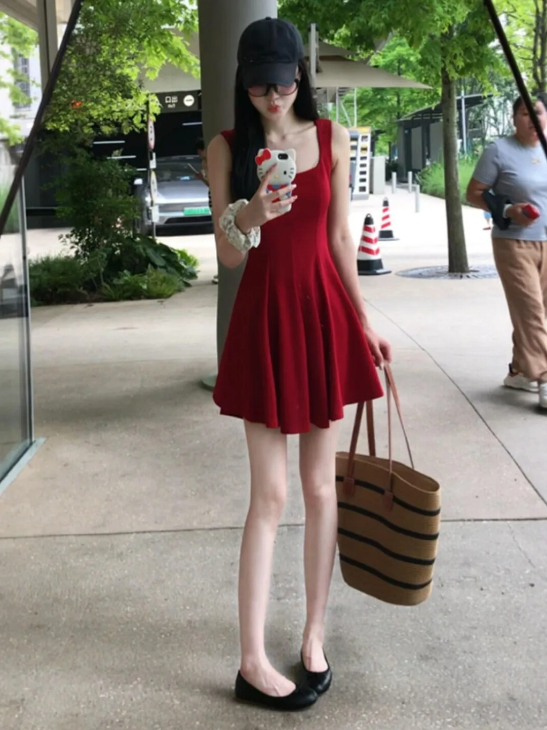

Elegant Red Slim Fit Puffy Short Skirt Unique Fashionable Summer Dress Women's Cotton Gentle Style Shoulder Exposure Dress