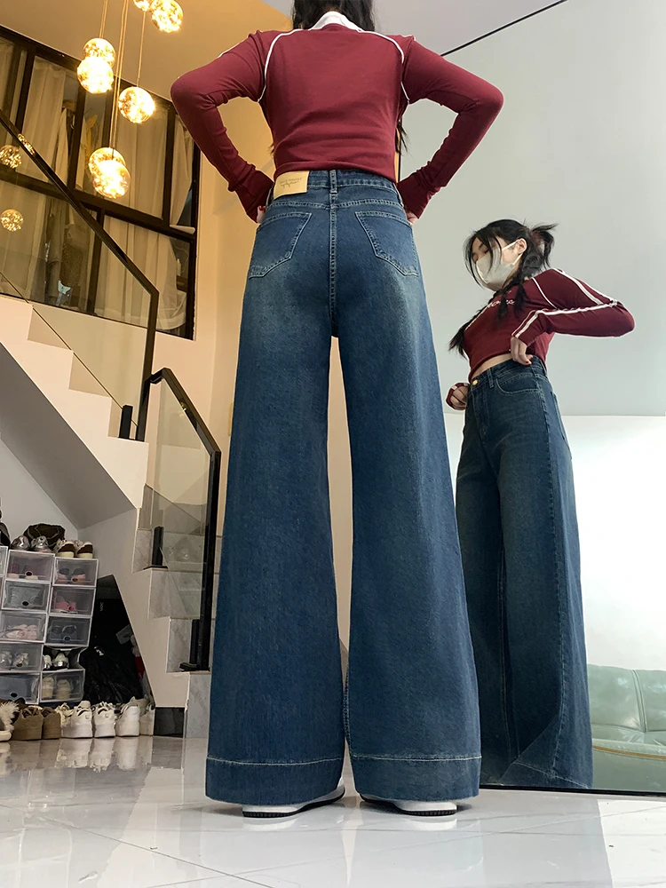 กางเกงยีนส์ทรงบานสีน้ำเงินสไตล์เรโทรสำหรับผู้หญิง ทรงหลวม เอวสูง ไม่ต้องใส่เลกกิ้งเข้าชุด ช่วยให้ดูผอม ไซส์ใหญ่ ยาวคลุมเท้า สไตล์ลำลอง