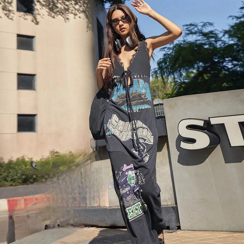 

Relaxing and Lazy Style Personalized Printed Deep V Straight Tube Skirt for Women's Summer New Hollow Leisure Strap Dress