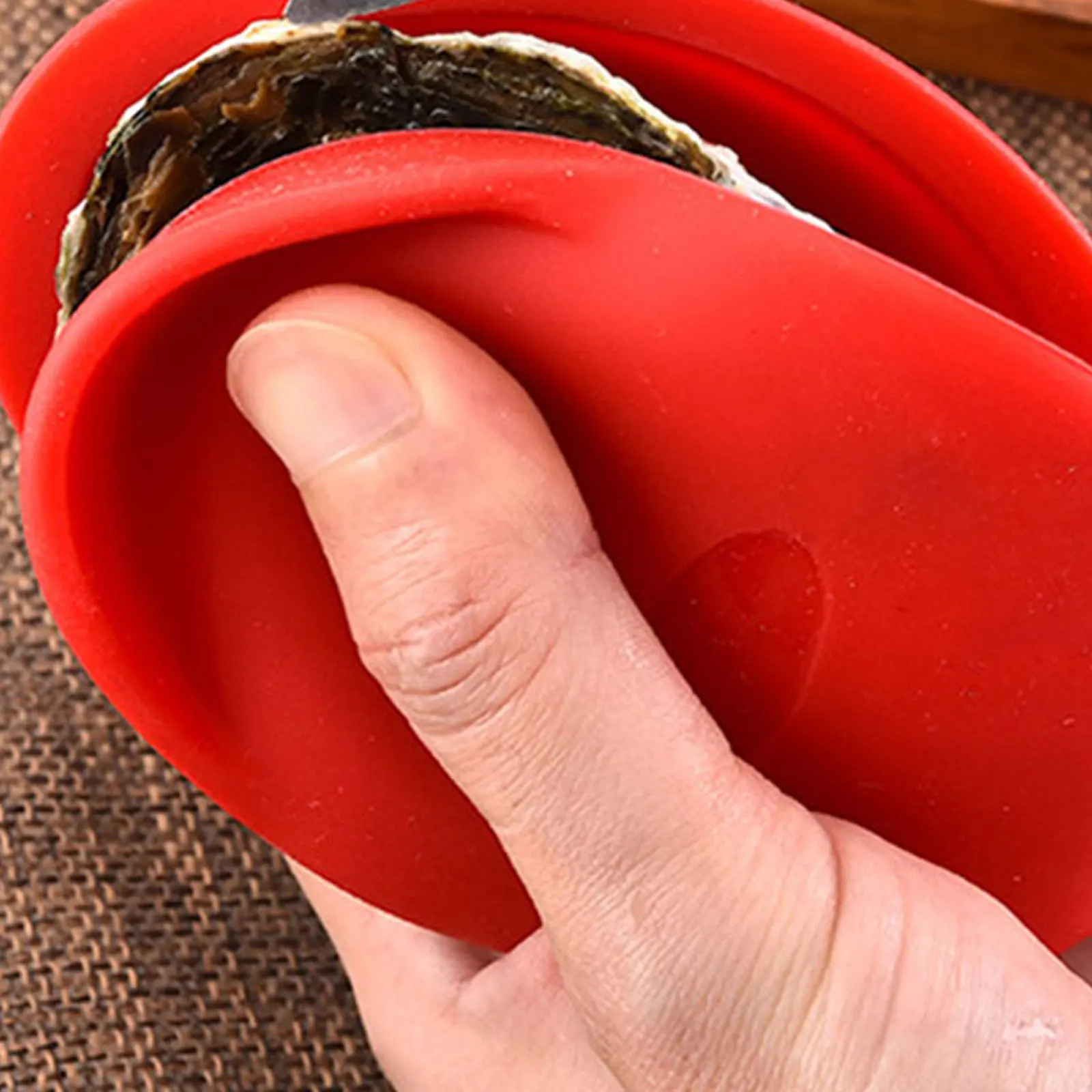 

3Pcs Oyster Shucking Tools Silicone Shellfish Opener Clips Ergonomic Kitchen Gadgets for Opening Oysters Clams Scallops Seafood