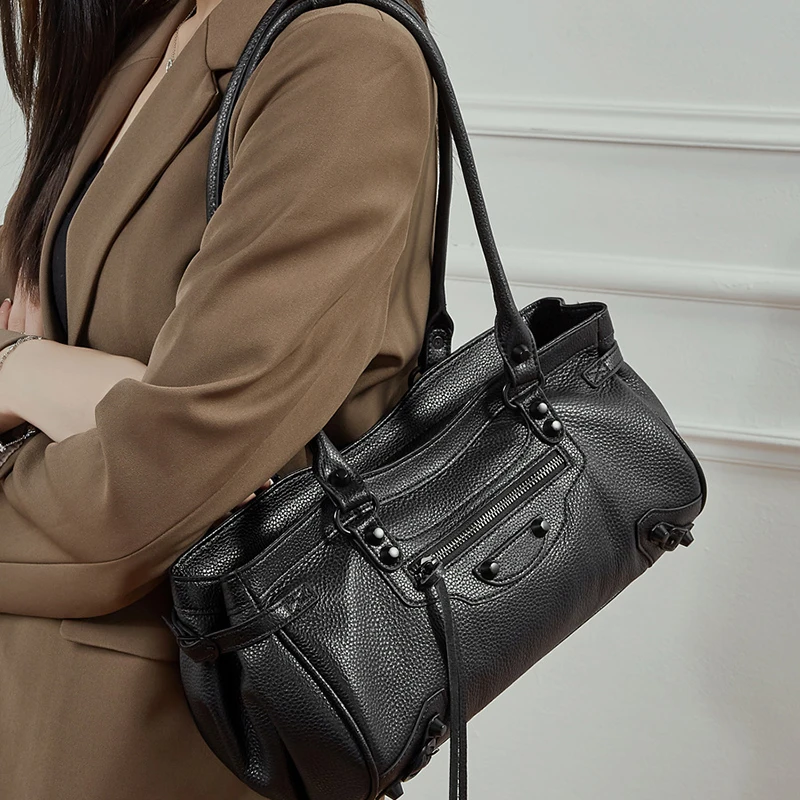 2025 New Top Grain Leather Underarm Saddle Bag ABG Punk Studded Horizontal Style Le City Motorcycle Bag Women Fashion Handbag