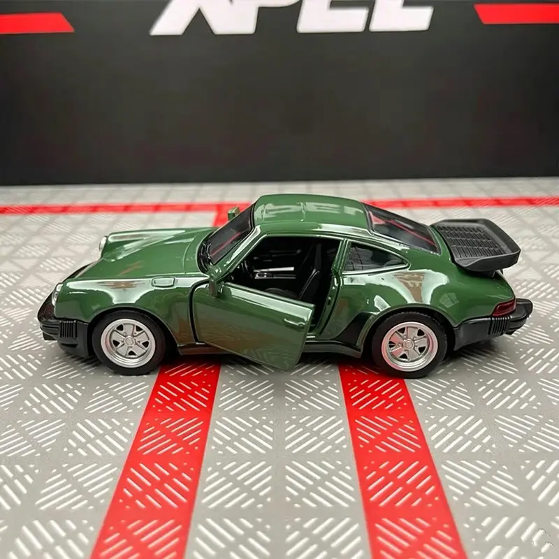 1:36 Porsche 911 Turbo 3.0 930 Alloy Sports Coupe Car Model Diecasts Metal Classic Retro Vehicles Car Model Simulation Kids Gift