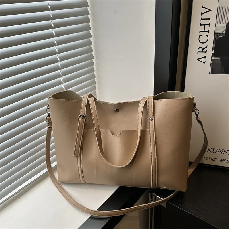 

Trendy Large Capacity Women's Shoulder Bag Handbag Casual Stylish Tote Bag Single Strap Soft Polyurethane Versatile Square Shape