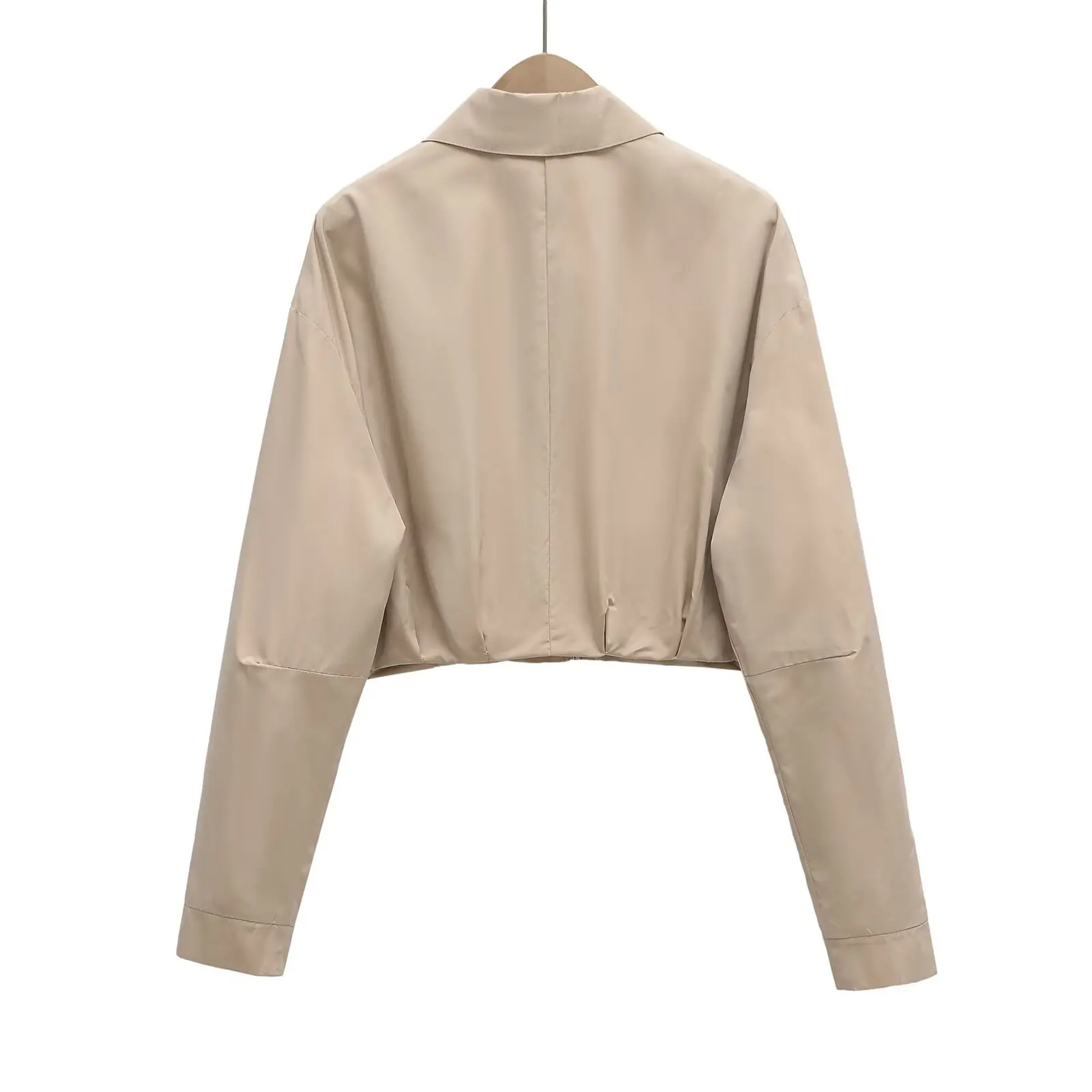   Sommer neue einfache und modische Reißverschluss freiliegende Taille plissierte Dekoration breites Revers langärmelige kurze Jacke