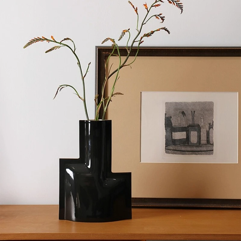 

Flat vase art decorative flower arrangement