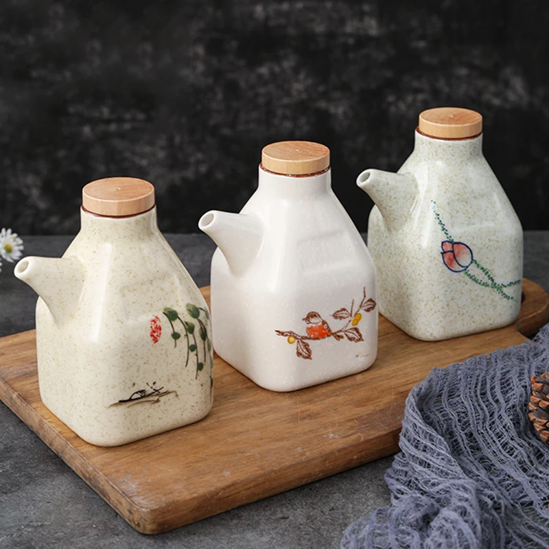 350ML Japanese Style Ceramic Oil Olive Dispenser Soy Sauce Pot Small Vinegar Pot Sauce Jar Oil Bottle Tableware Seasoning Bottle