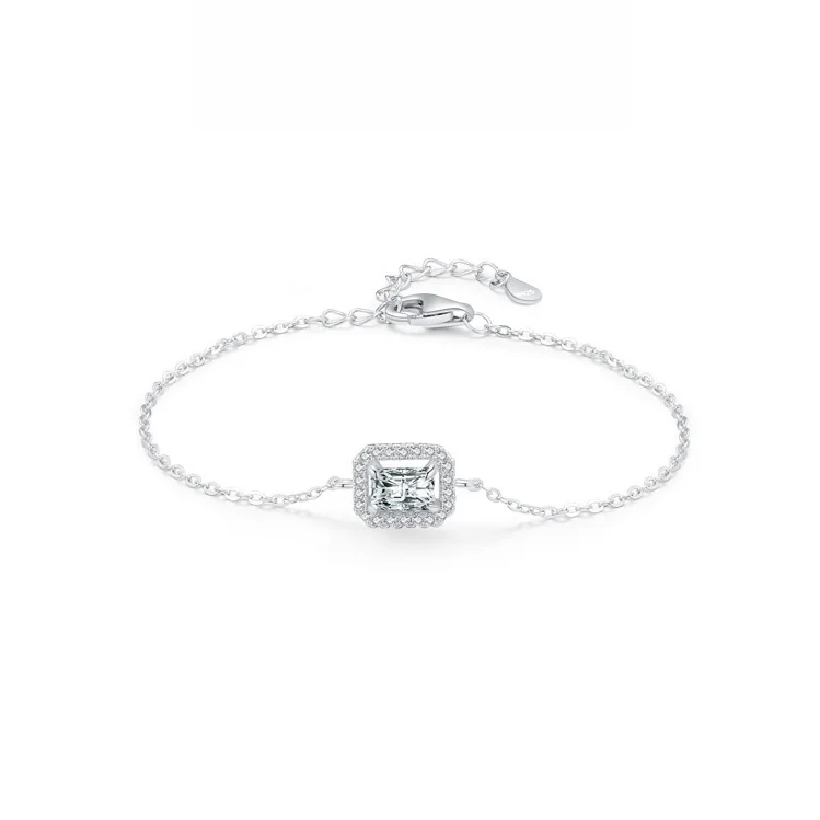 

S925 Sterling Silver Geometric Square Simulation Diamond Bracelet Elegant Temperament Joker Design Luxury Fine Bracelets Bangle