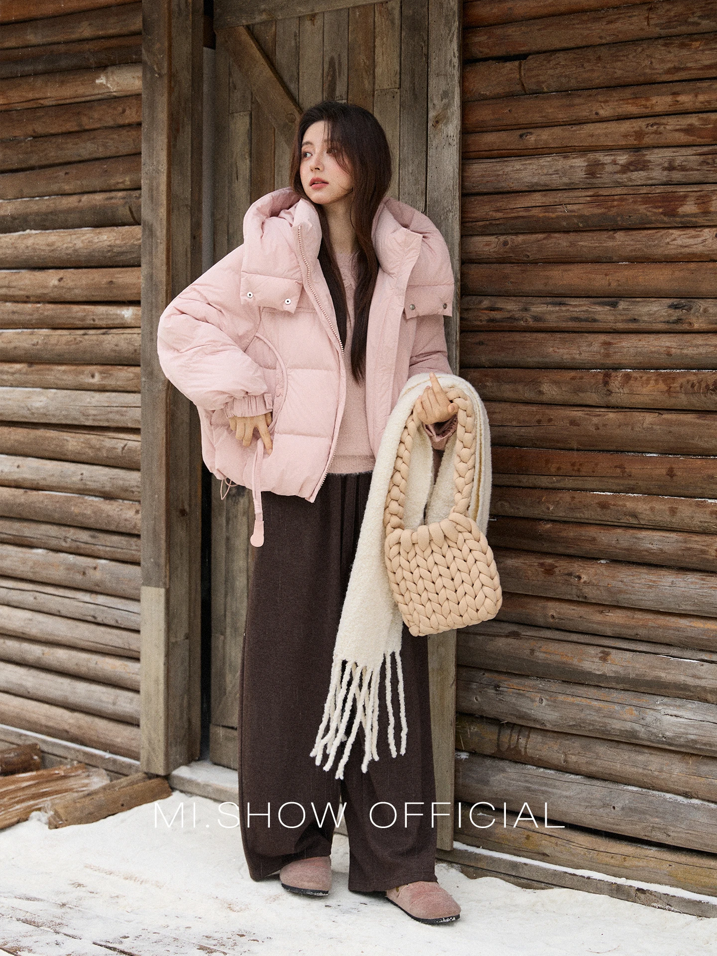 MISHOW レディース 軽量 中綿ジャケット 2025 冬 90% ホワイトダックダウン パファージャケット フード付き 暖かい ショートダウンジャケット MXE51Y0078