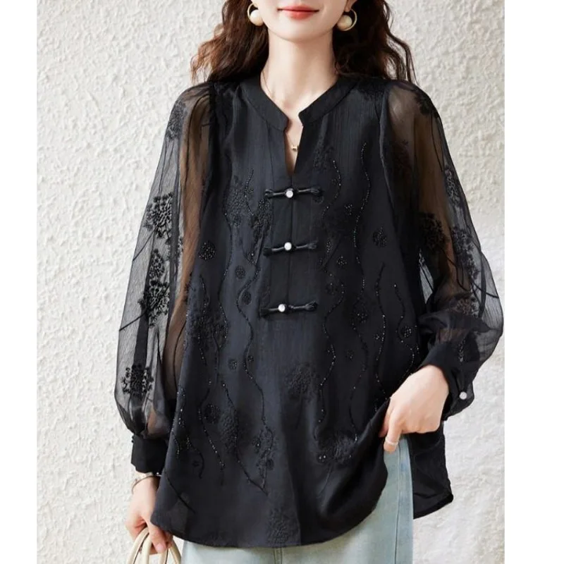 Mom Chiffon Shirt Buckle Embroidery New V-Neck Hot Diamond Fashion Shirt Women's Spring And Summer Plus Size Women's Clothing