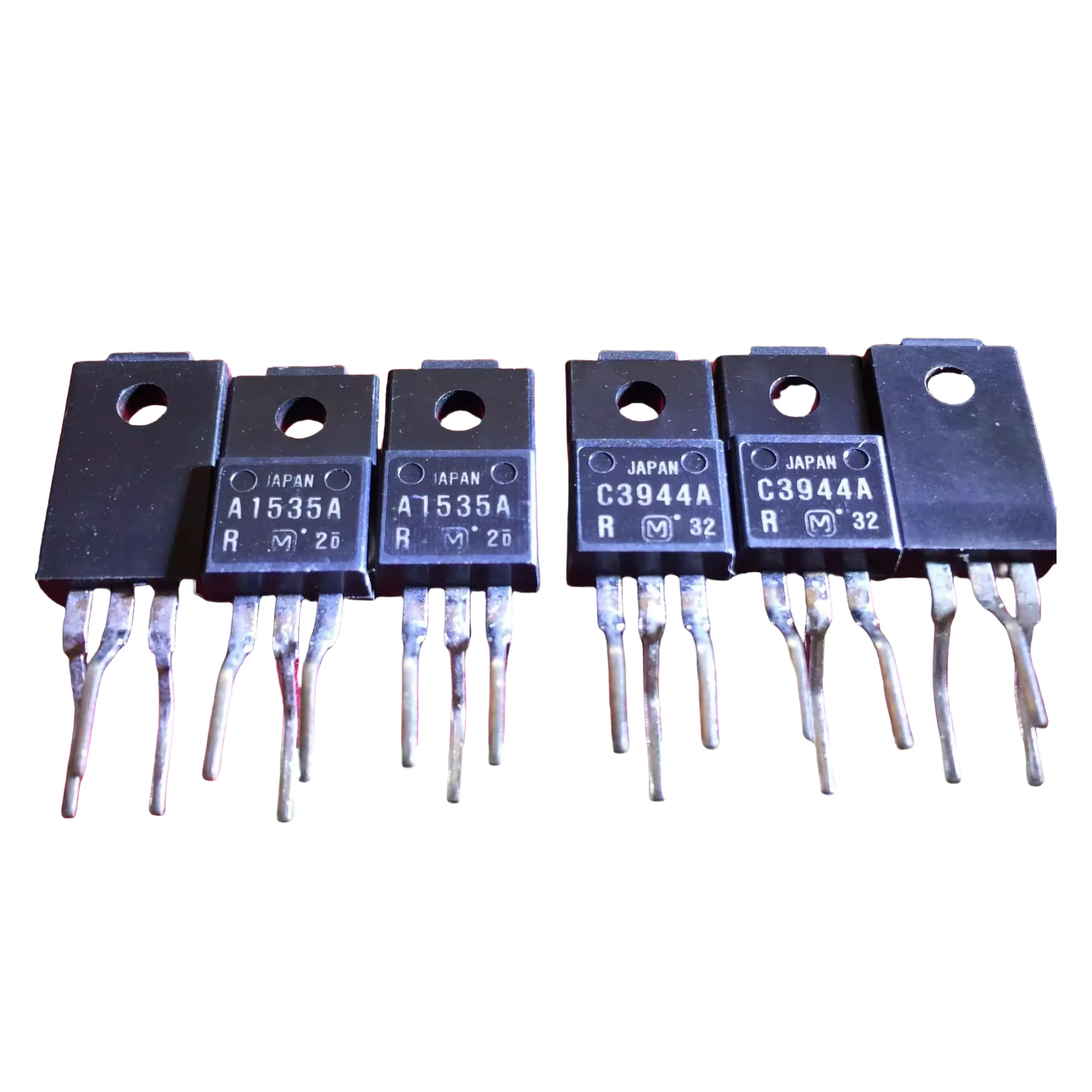 

10pairs/20pcs 100% new original genuine (10pcs 2SA1535A+10pcs 2SC3944A) 2SA1535A/2SC3944A/A1535A/C3944A