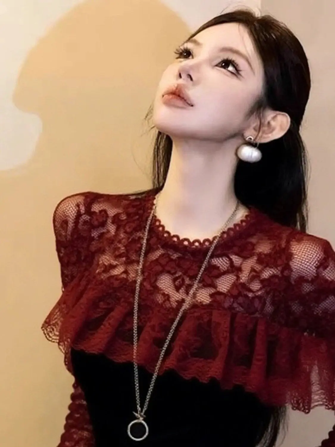 Burgundy Lace Spliced Top 2026 Winter Beautiful And Good-Looking Temperament Celebrity Inside Stacked Shirt Wine Red T-Shirt