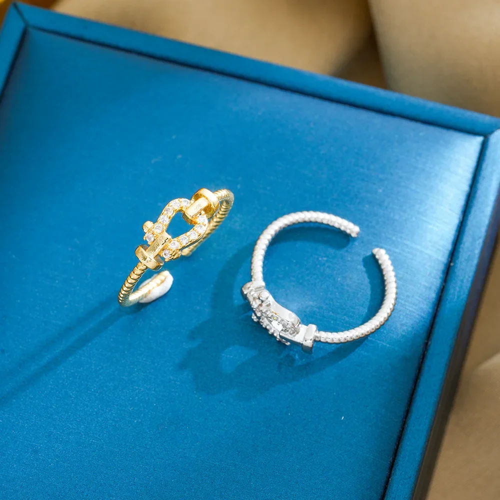 The 2025 new model features a niche, light luxury style and a heavy industrial female horseshoe-shaped opening ring.