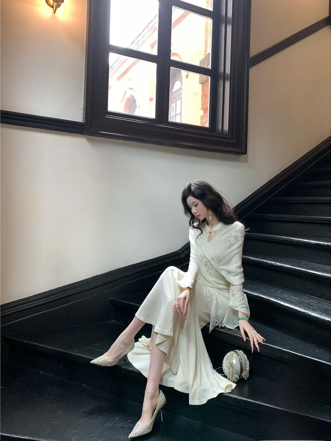 

Белое вязаное платье с длинными рукавами и кружевной отделкой в китайском стиле, дышащее, однотонное, в ретро-стиле, для повседневной носки