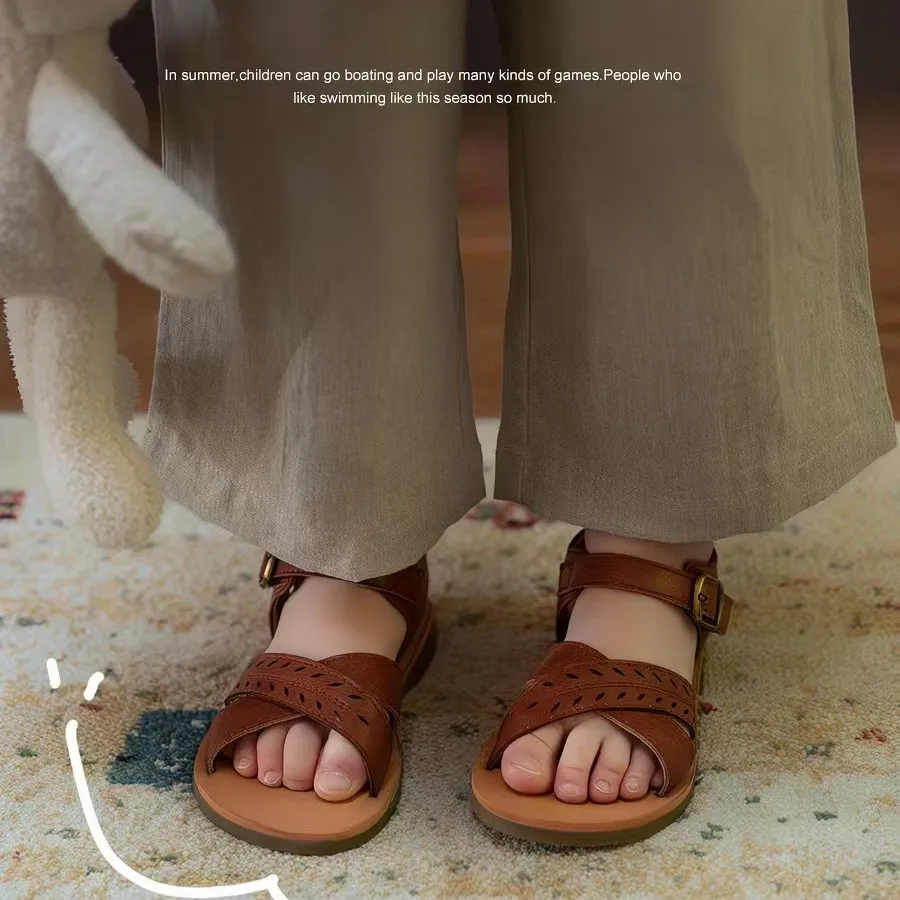 2026 New Open Toe Girls Sandals Breathable Soft Sole Hollow Out Princess Shoes Versatile Kids Beach Footwear