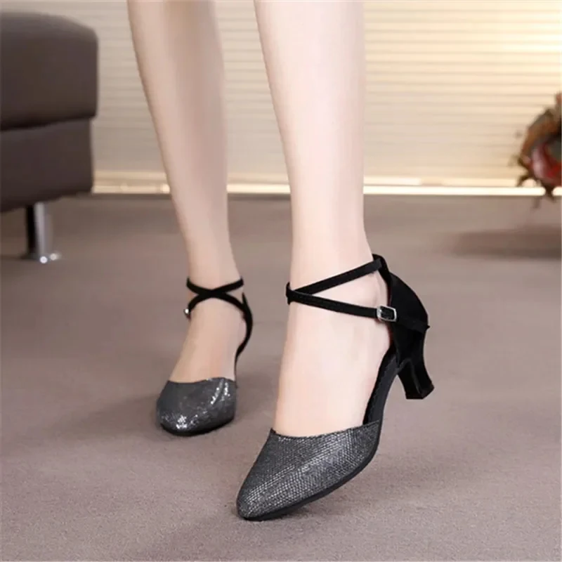Girls Dance Shoes for Women Ladies Ballroom Modern Tango Dancing Performance Pratice Shoes Woman High-heeled Shoes