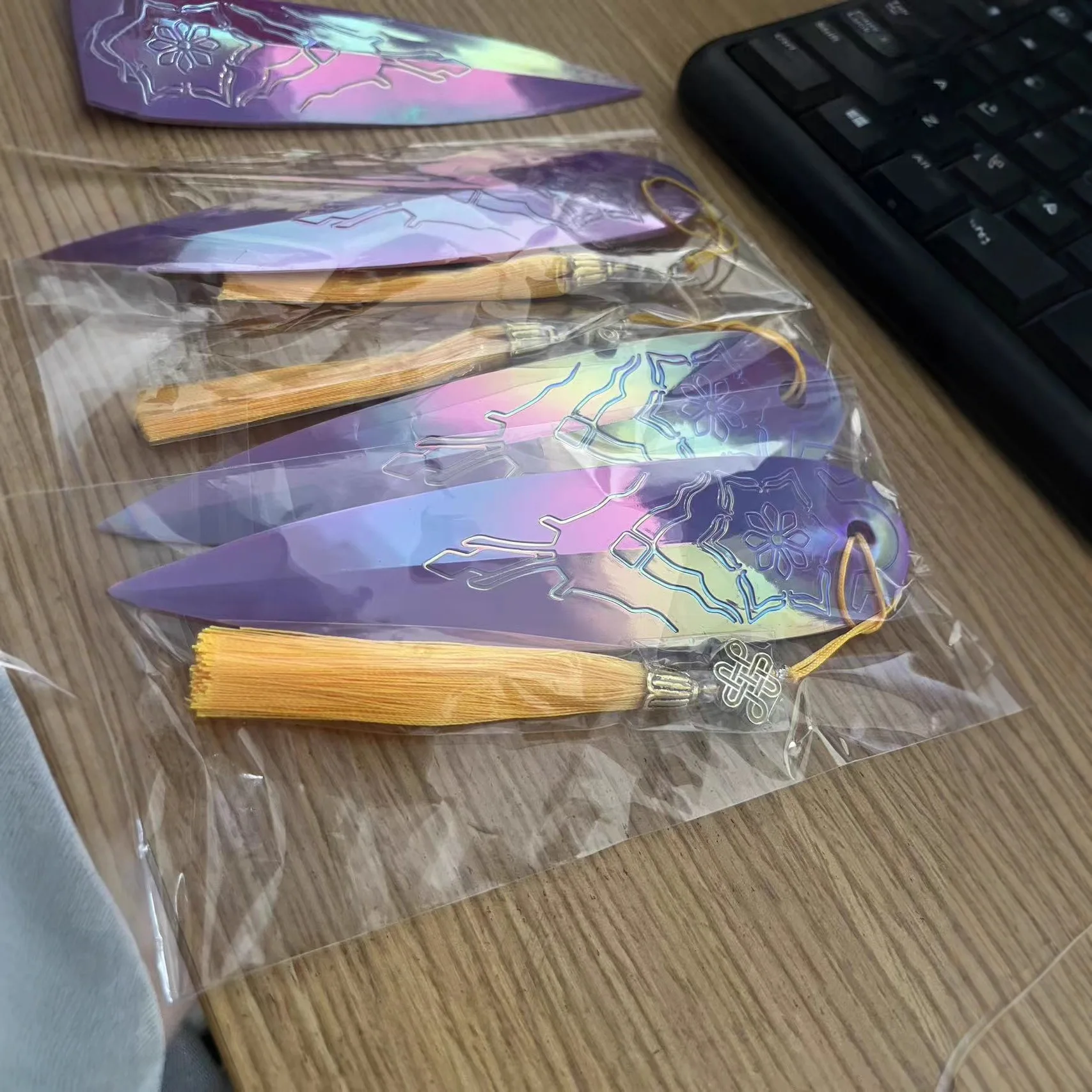 New Kpop Demon Hunters Cosplay Dart Boomerang Weapons Roleplay Props for Girl Group Idol Halloween Carnival Costume Accessories